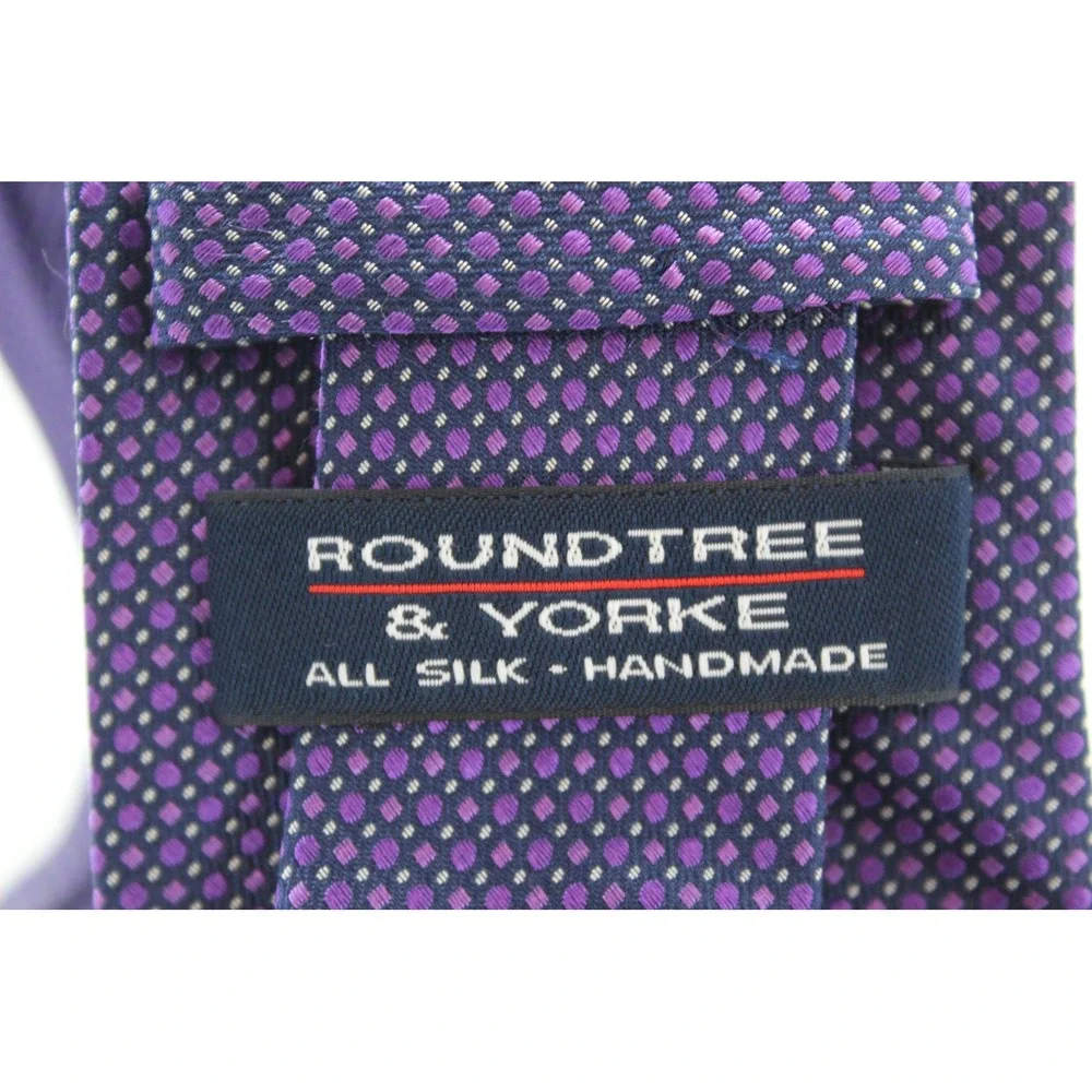 Roundtree & Yorke Purple Geometric Micro Dot Silk Handmade Tie RN58909